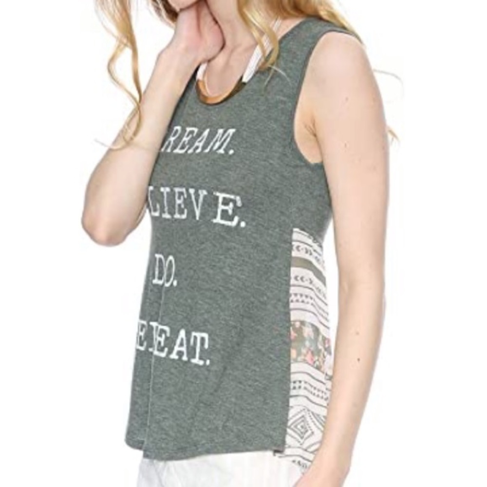 About A Girl Green Dream Believe Do Repeat tank top Size Small
